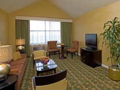 Hilton North Hotel 4*